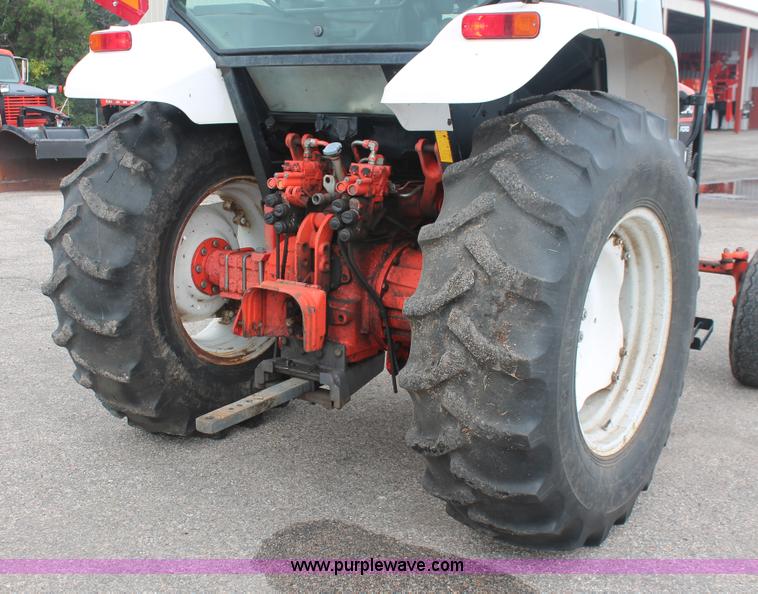 image for item I8027 1997 Ford New Holland 6640SL tractor