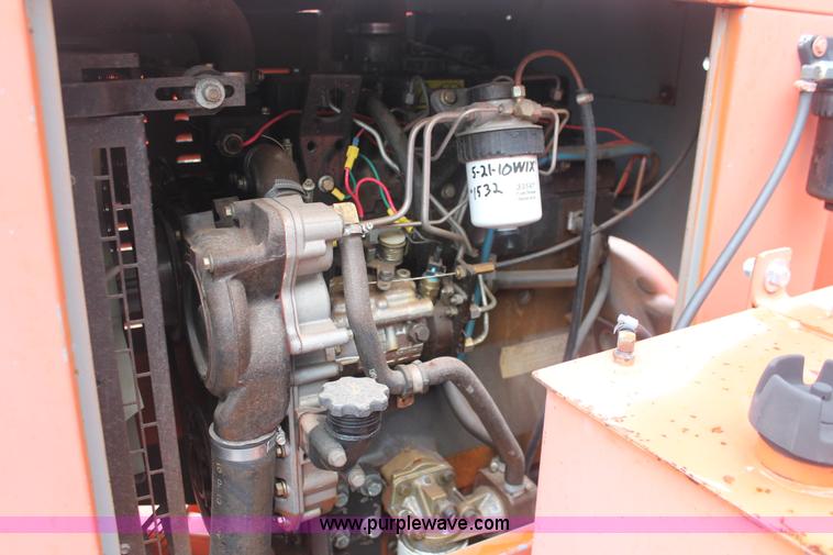 image for item I8028 2001 Brush Bandit 200+ wood chipper