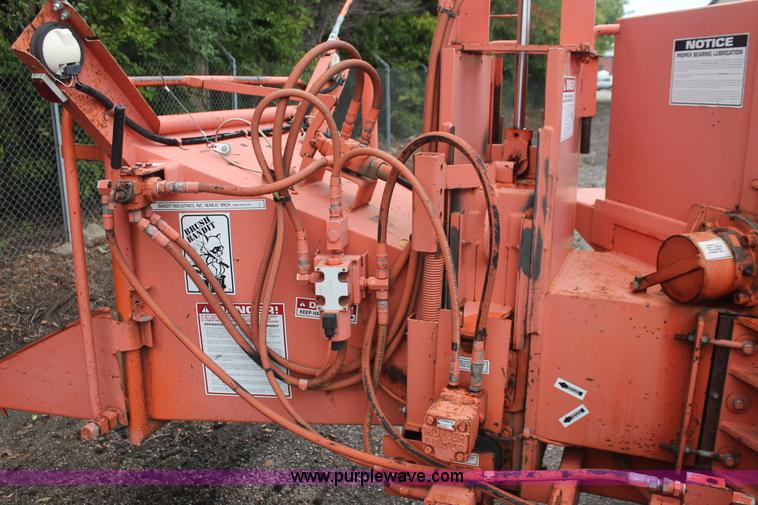 image for item I8028 2001 Brush Bandit 200+ wood chipper