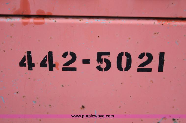 image for item I8028 2001 Brush Bandit 200+ wood chipper