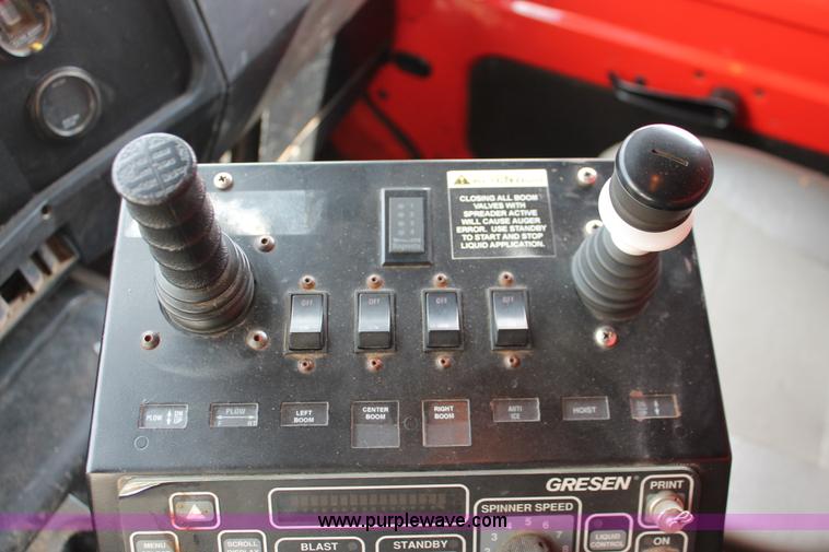 image for item I8030 1999 International 4900 dump truck