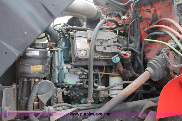 image for item I8030 1999 International 4900 dump truck