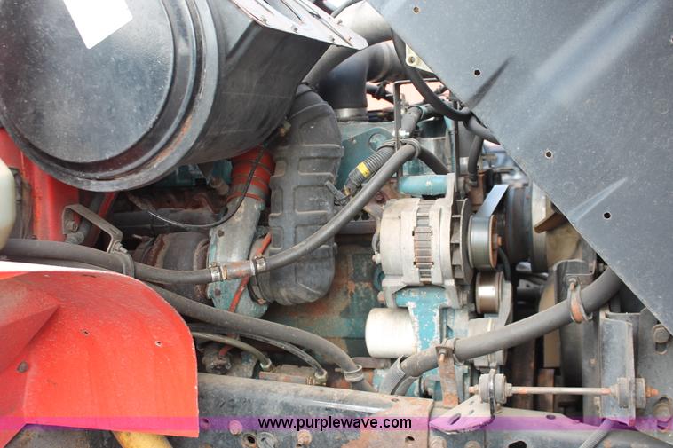 image for item I8030 1999 International 4900 dump truck