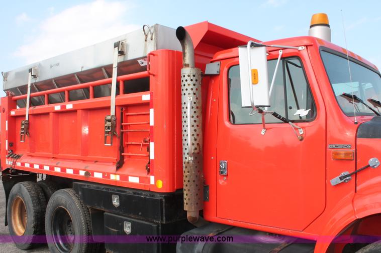 image for item I8030 1999 International 4900 dump truck