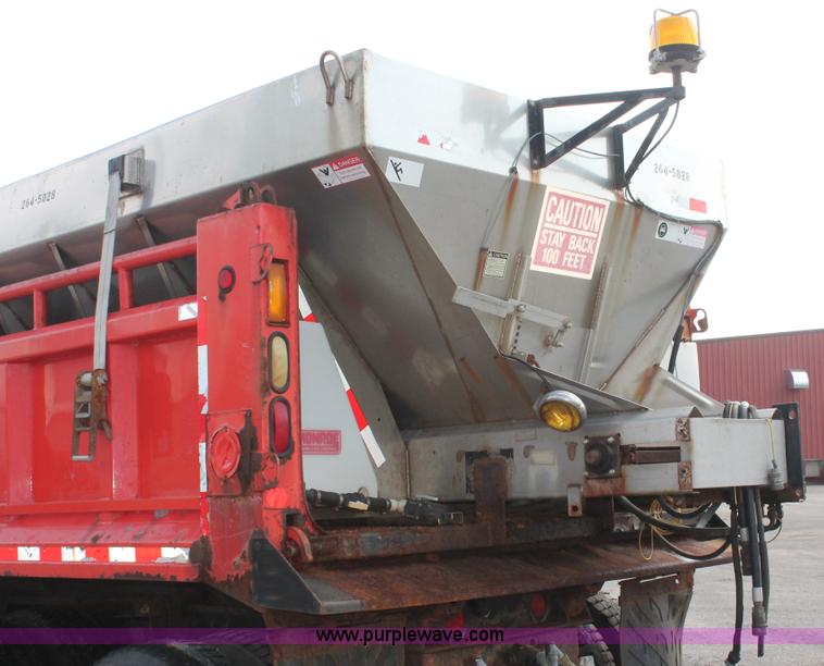 image for item I8030 1999 International 4900 dump truck