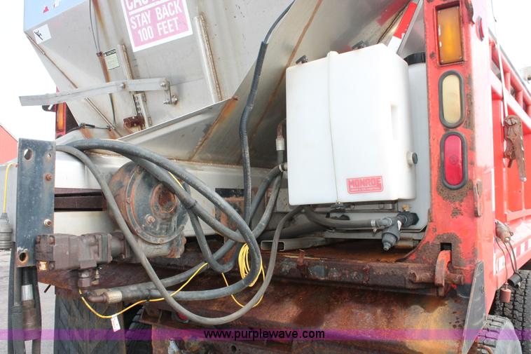 image for item I8030 1999 International 4900 dump truck