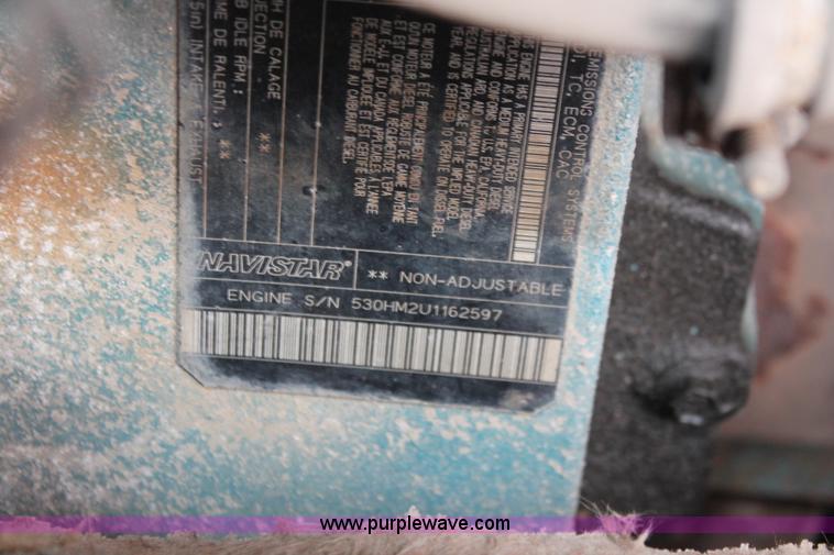 image for item I8031 1999 International 4900 dump truck