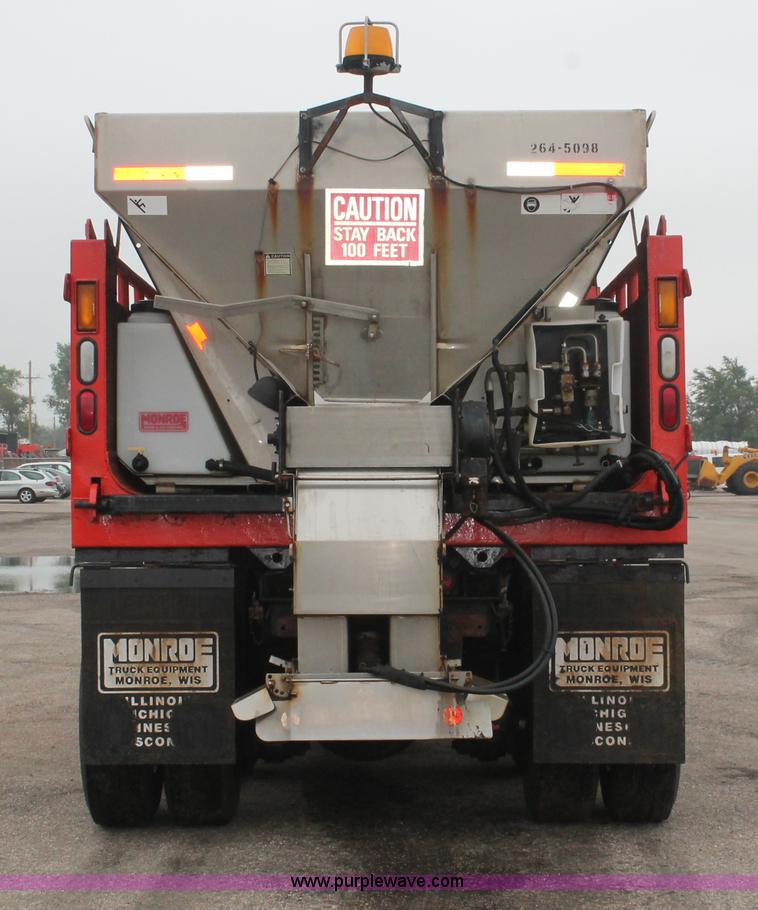 image for item I8032 1999 International 4900 dump truck