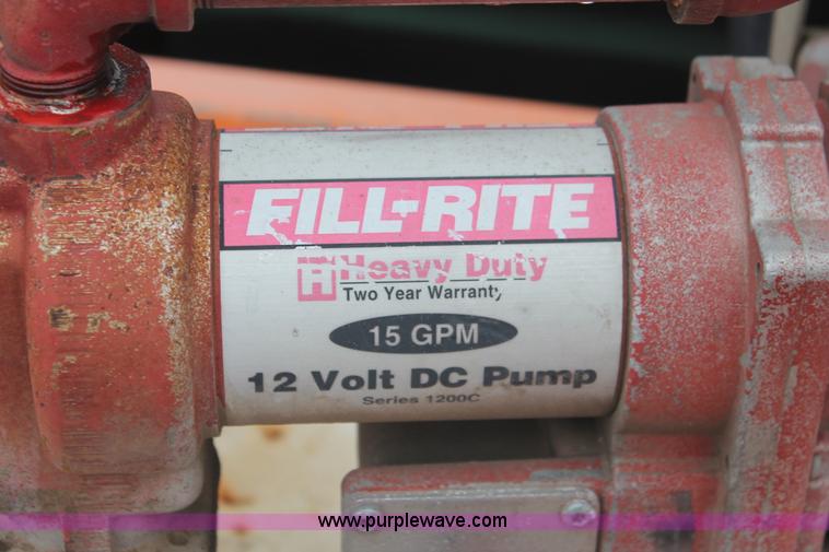 image for item I8033 2002 Chevrolet 2500 utility truck