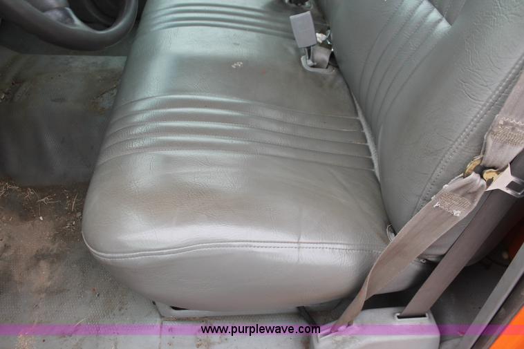 image for item I8037 1999 Chevrolet 2500 utility truck