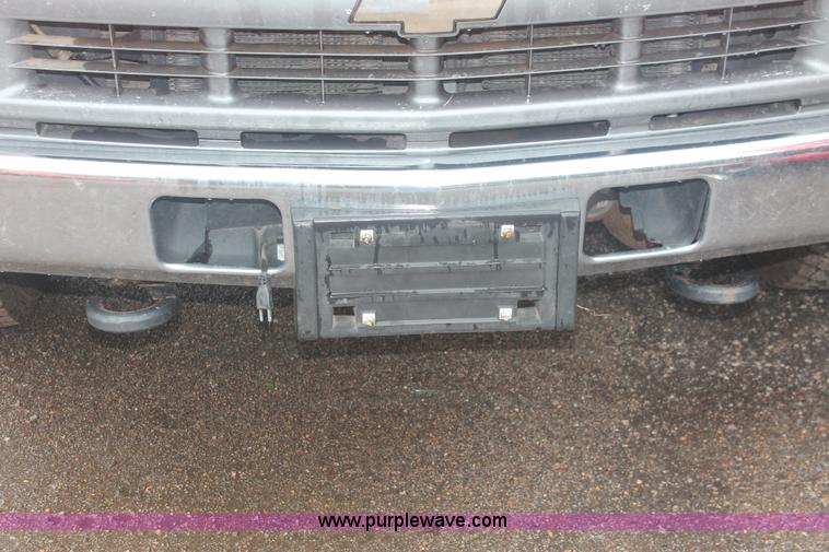 image for item I8037 1999 Chevrolet 2500 utility truck