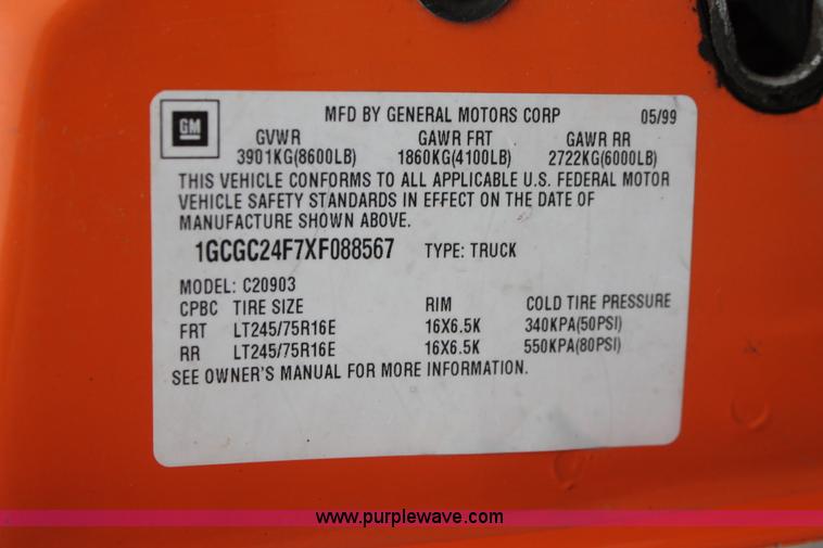 image for item I8037 1999 Chevrolet 2500 utility truck