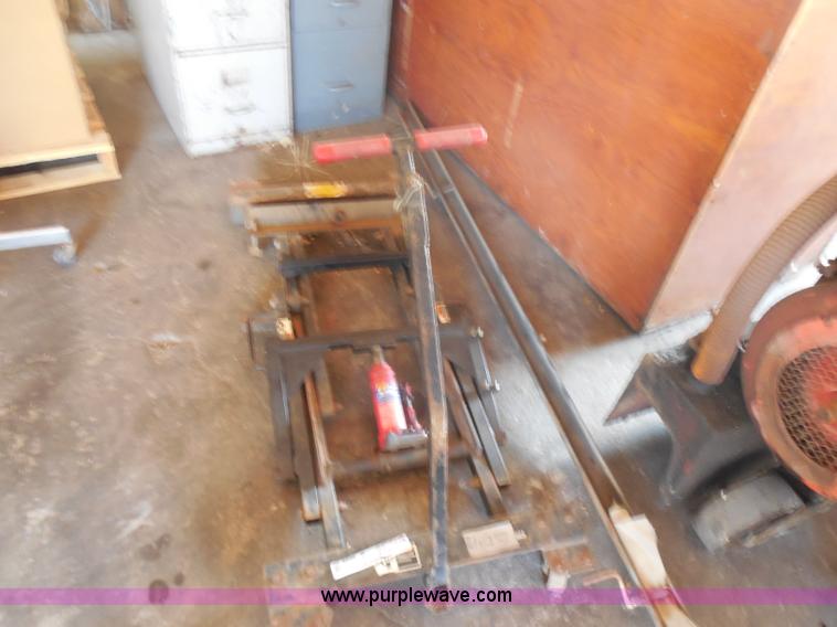 image for item W9233 OTC Tools Blade Buddy 5083 plow jack
