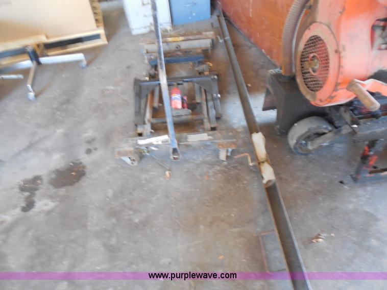 image for item W9233 OTC Tools Blade Buddy 5083 plow jack