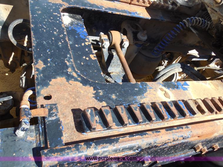 image for item E7548 1988 Peterbilt 379 semi truck