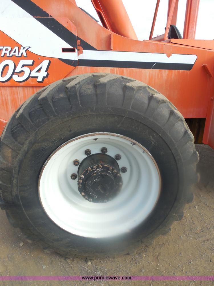 image for item E7628 1994 SkyTrak 10054 telehandler