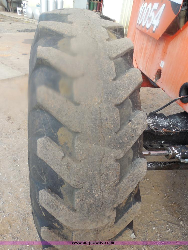 image for item E7628 1994 SkyTrak 10054 telehandler