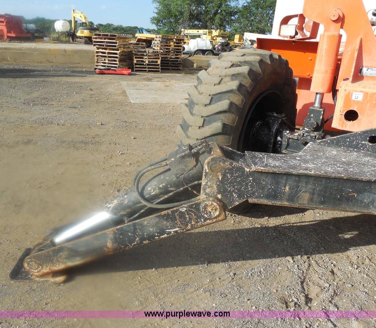 image for item E7628 1994 SkyTrak 10054 telehandler