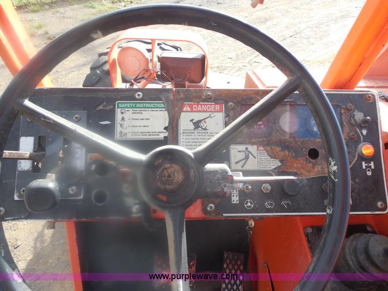 image for item E7628 1994 SkyTrak 10054 telehandler