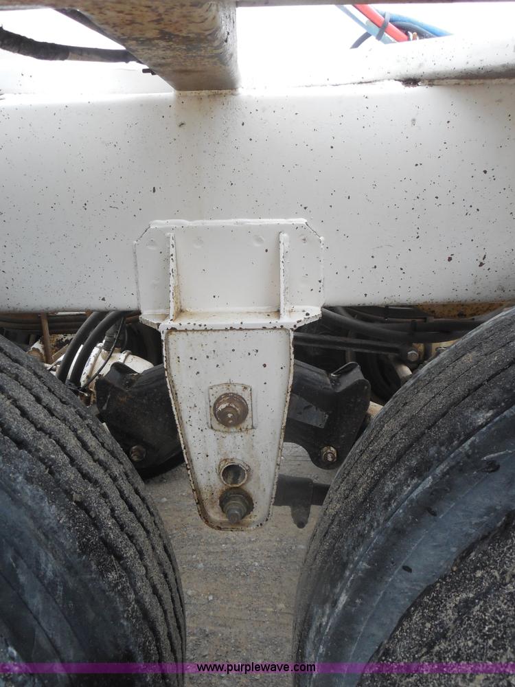 image for item E7688 2000 Trail Blazer S-4002 belly dump trailer