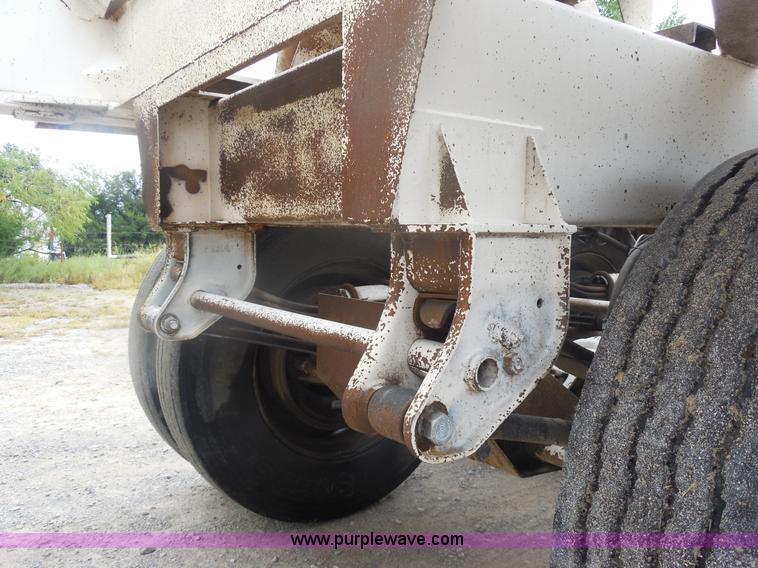 image for item E7688 2000 Trail Blazer S-4002 belly dump trailer