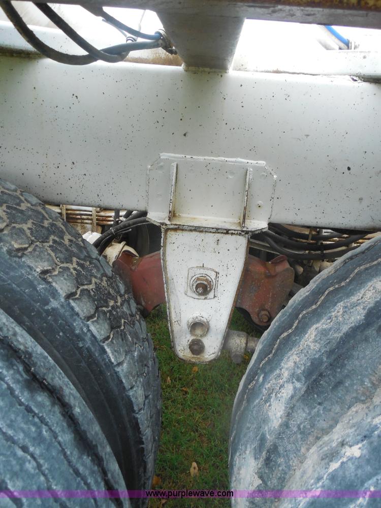 image for item E7689 2000 Trail Blazer S-4002 belly dump trailer