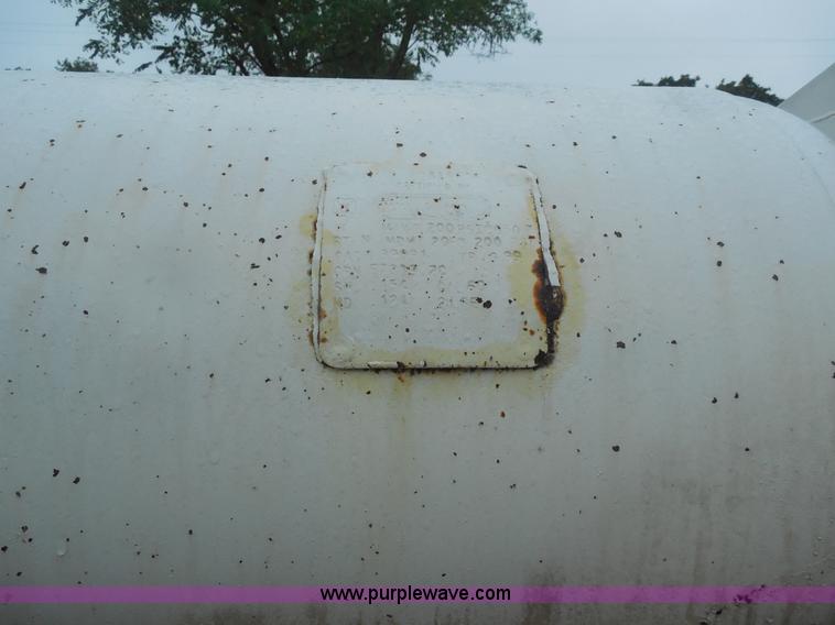 image for item E7689 2000 Trail Blazer S-4002 belly dump trailer