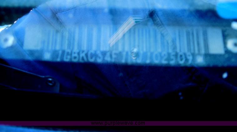 image for item E7716 1992 Chevrolet 3500HD flatbed truck