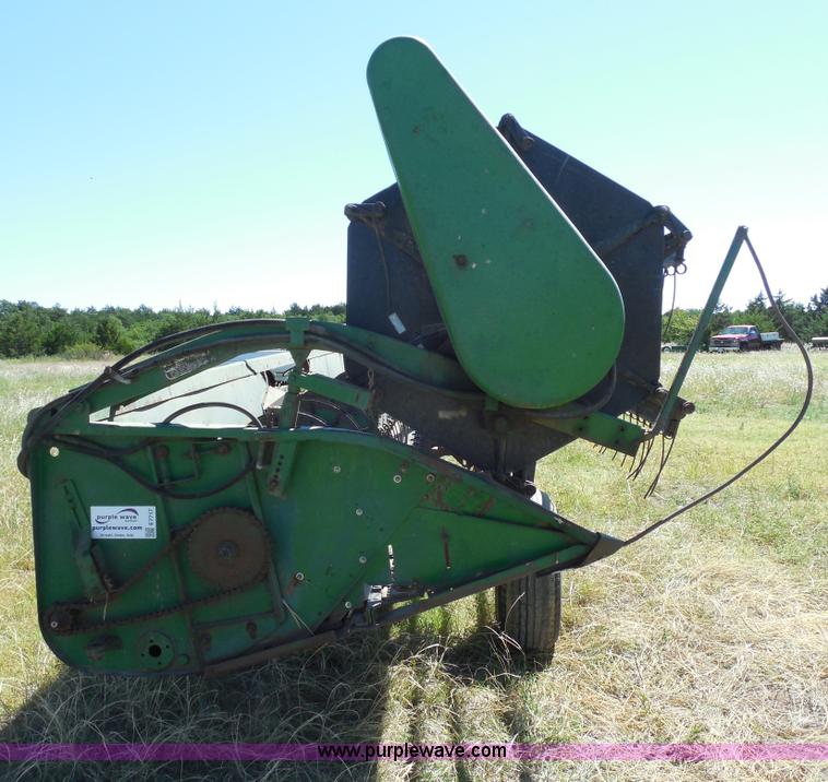 image for item E7717 John Deere 224 rigid head