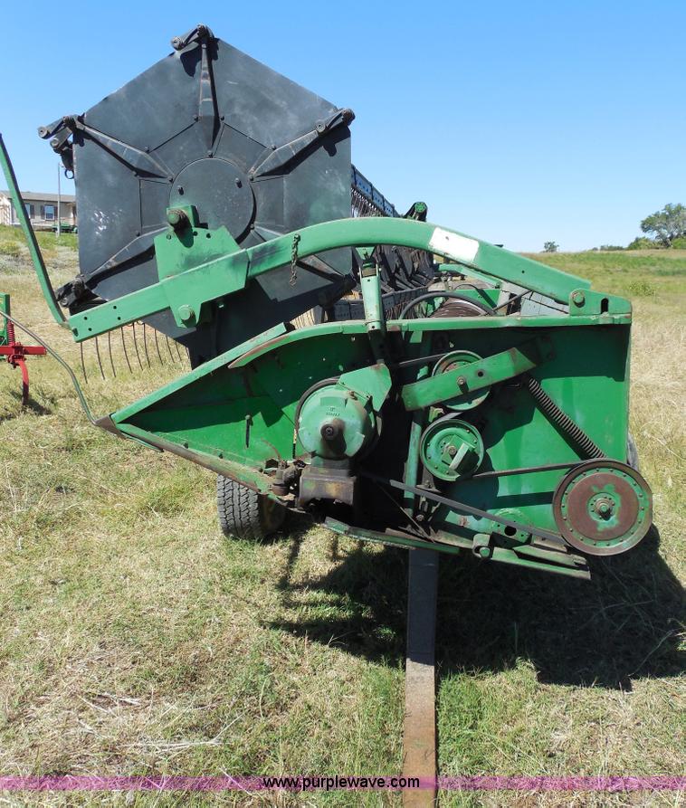 image for item E7717 John Deere 224 rigid head