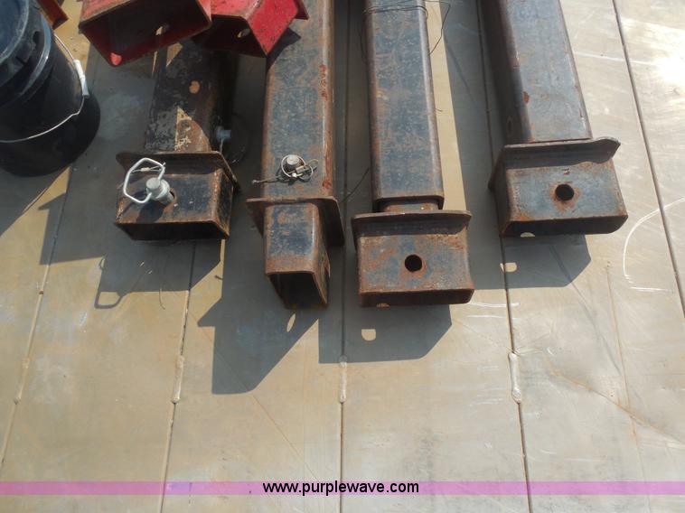 image for item E7721 8' x 12 aluminum shoring pieces