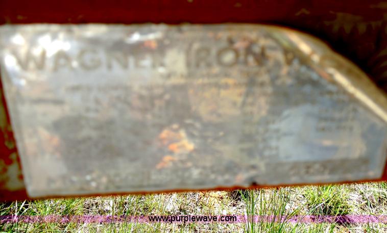 image for item E7729 Wagner loader