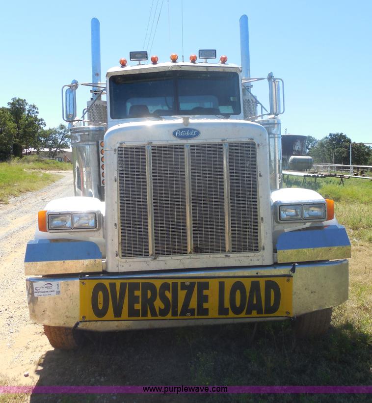 image for item F3242 1997 Peterbilt 378 semi truck
