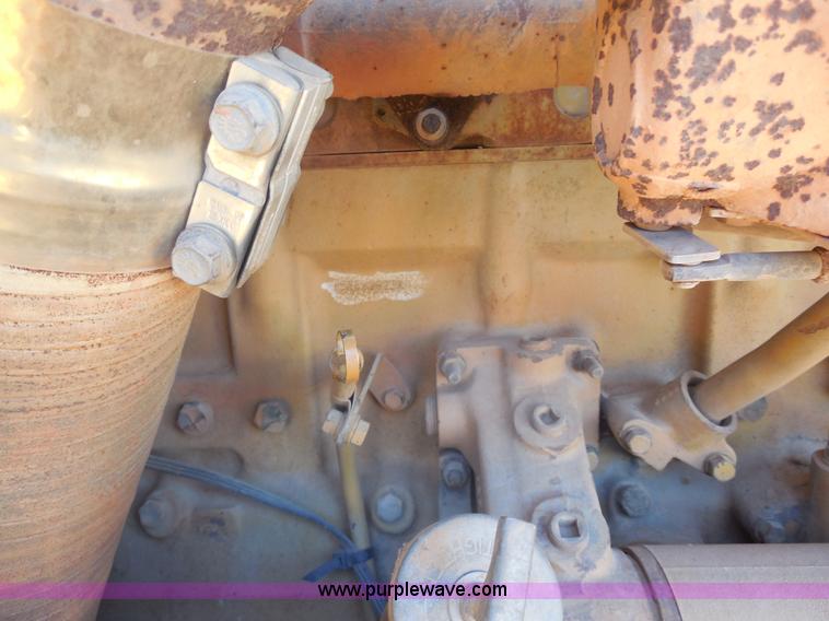 image for item F3242 1997 Peterbilt 378 semi truck