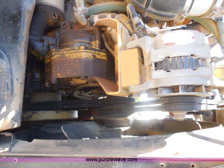 image for item F3242 1997 Peterbilt 378 semi truck