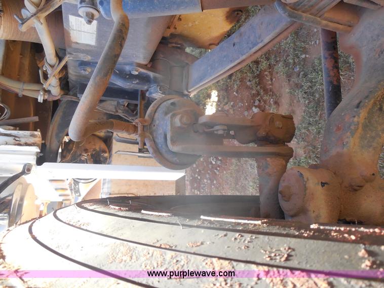 image for item F3242 1997 Peterbilt 378 semi truck