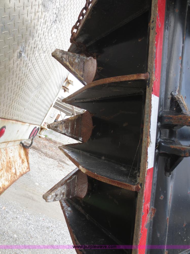 image for item F6661 1998 Wilkens 23' grapple crane trailer