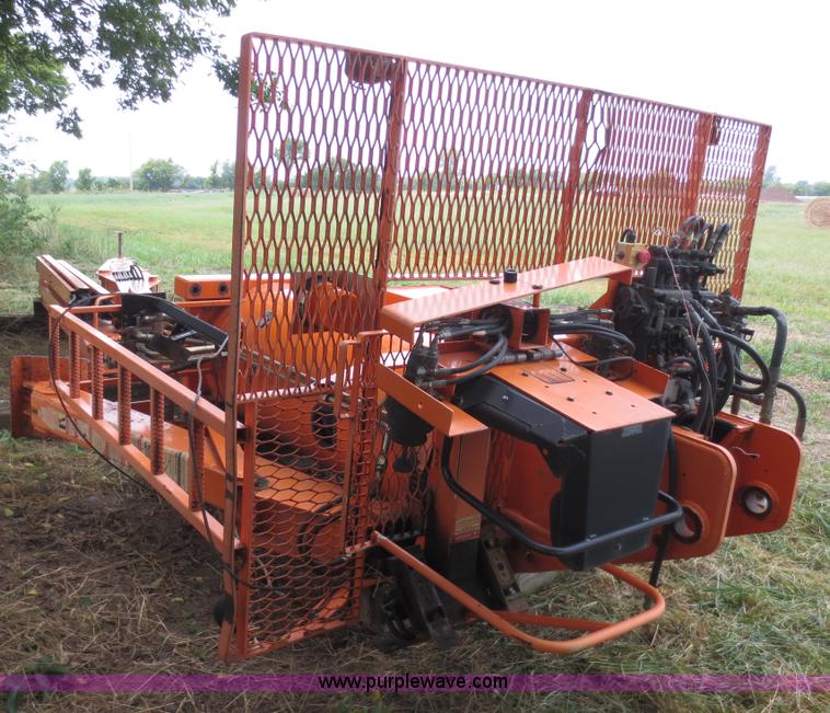 image for item F6664 IMT 16000 Series II truck mounted crane