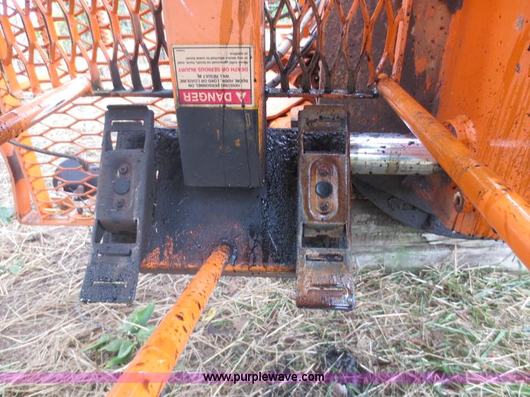 image for item F6664 IMT 16000 Series II truck mounted crane