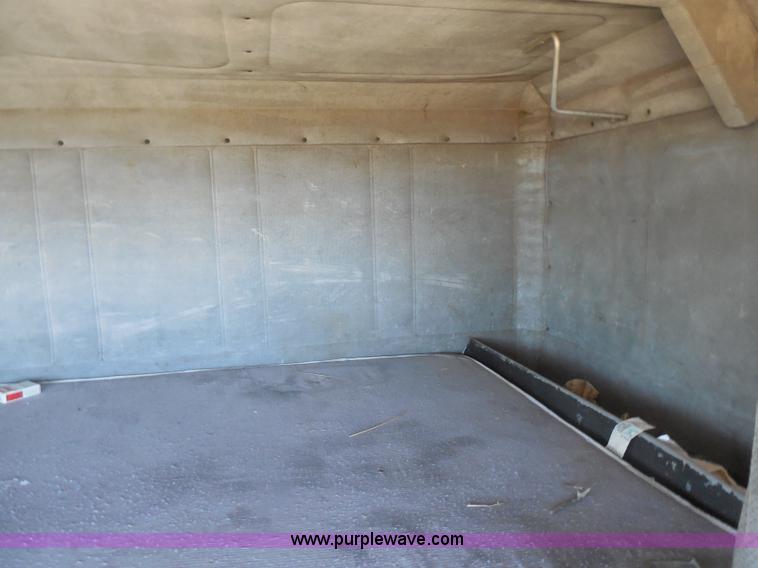 image for item I1314 1991 Freightliner FLA semi truck