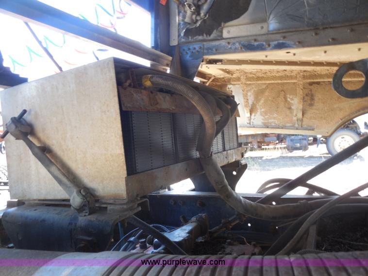 image for item I1314 1991 Freightliner FLA semi truck