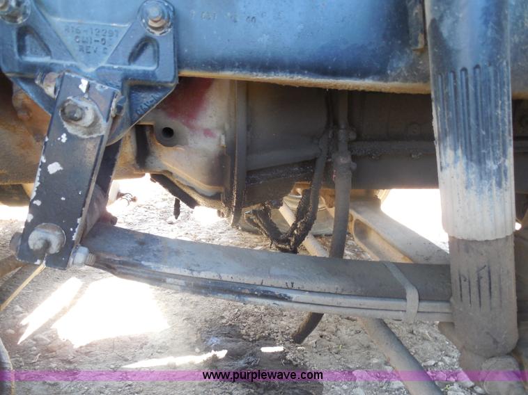 image for item I1314 1991 Freightliner FLA semi truck