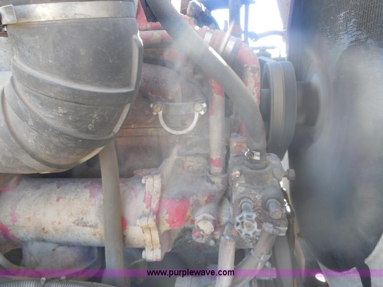 image for item I1315 1980 Kenworth semi truck