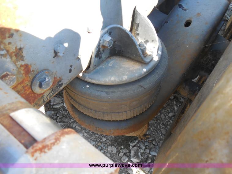 image for item I1315 1980 Kenworth semi truck