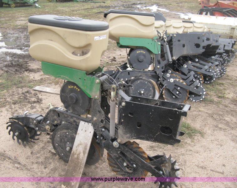 image for item AV9032 (12) Great Plains Air Pro row units