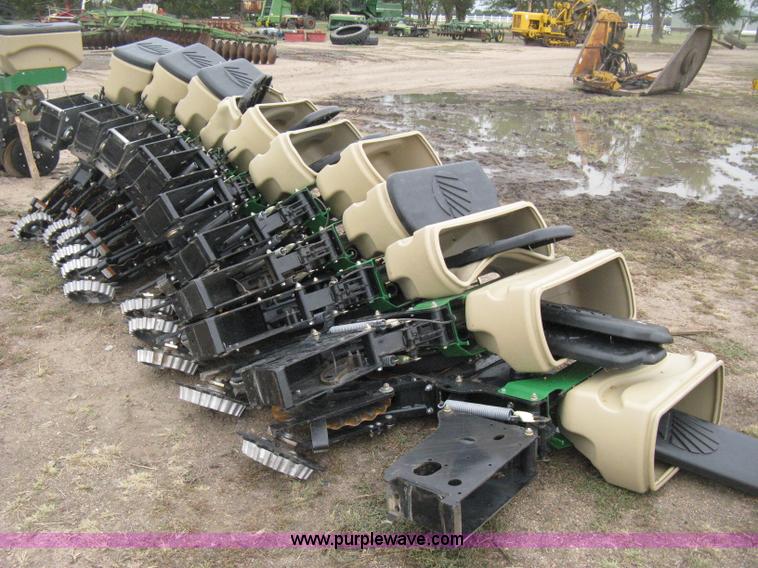 image for item AV9032 (12) Great Plains Air Pro row units