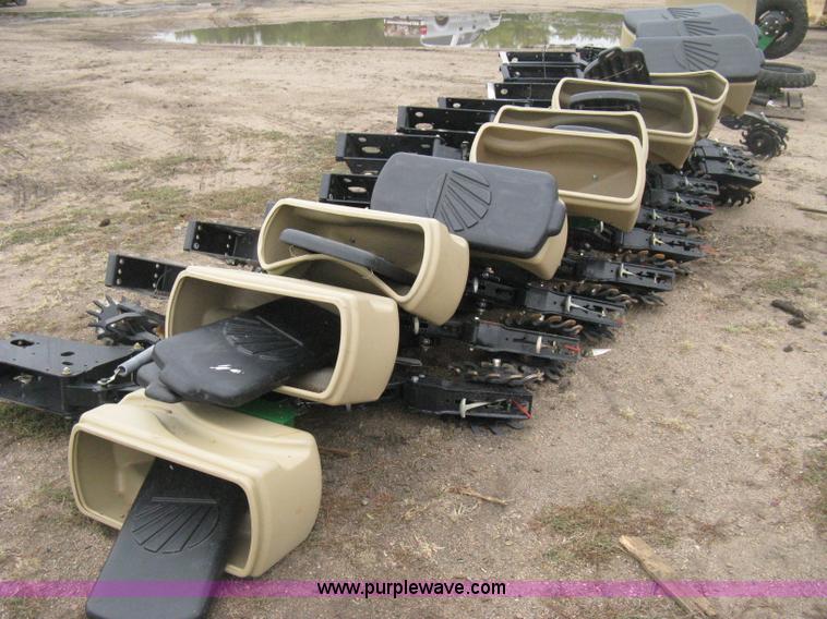 image for item AV9032 (12) Great Plains Air Pro row units