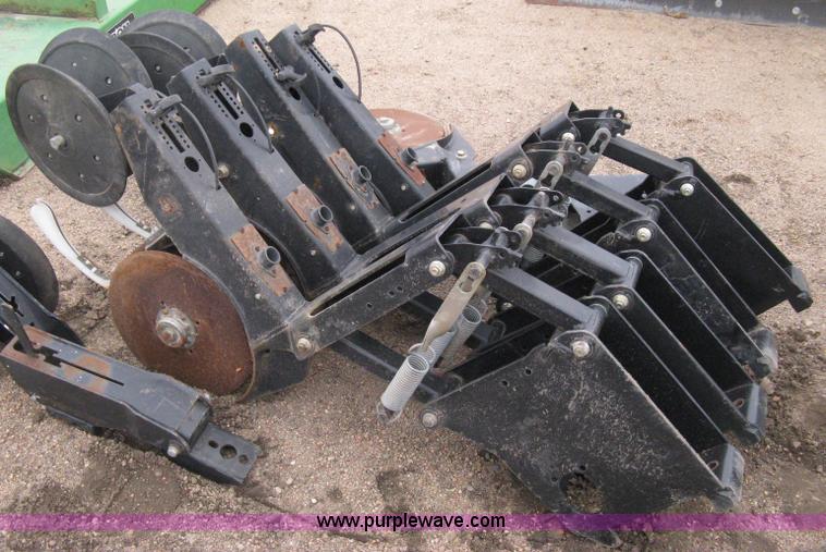 image for item AV9038 (16) Great Plains drill row units