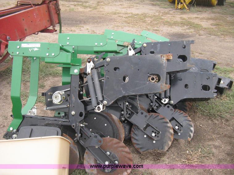 image for item AV9040 (6) Great Plains row units