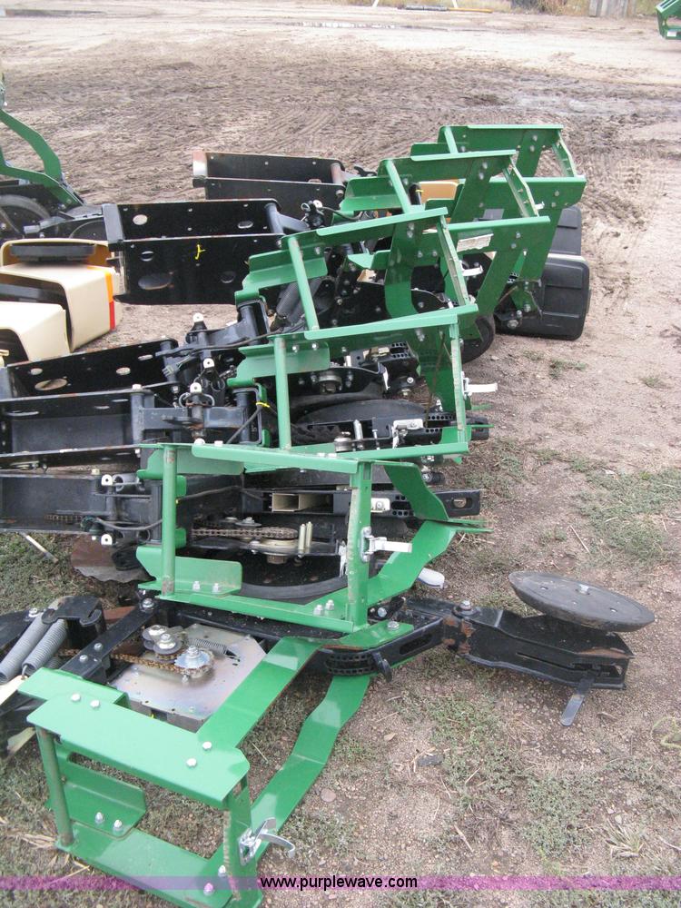 image for item AV9040 (6) Great Plains row units